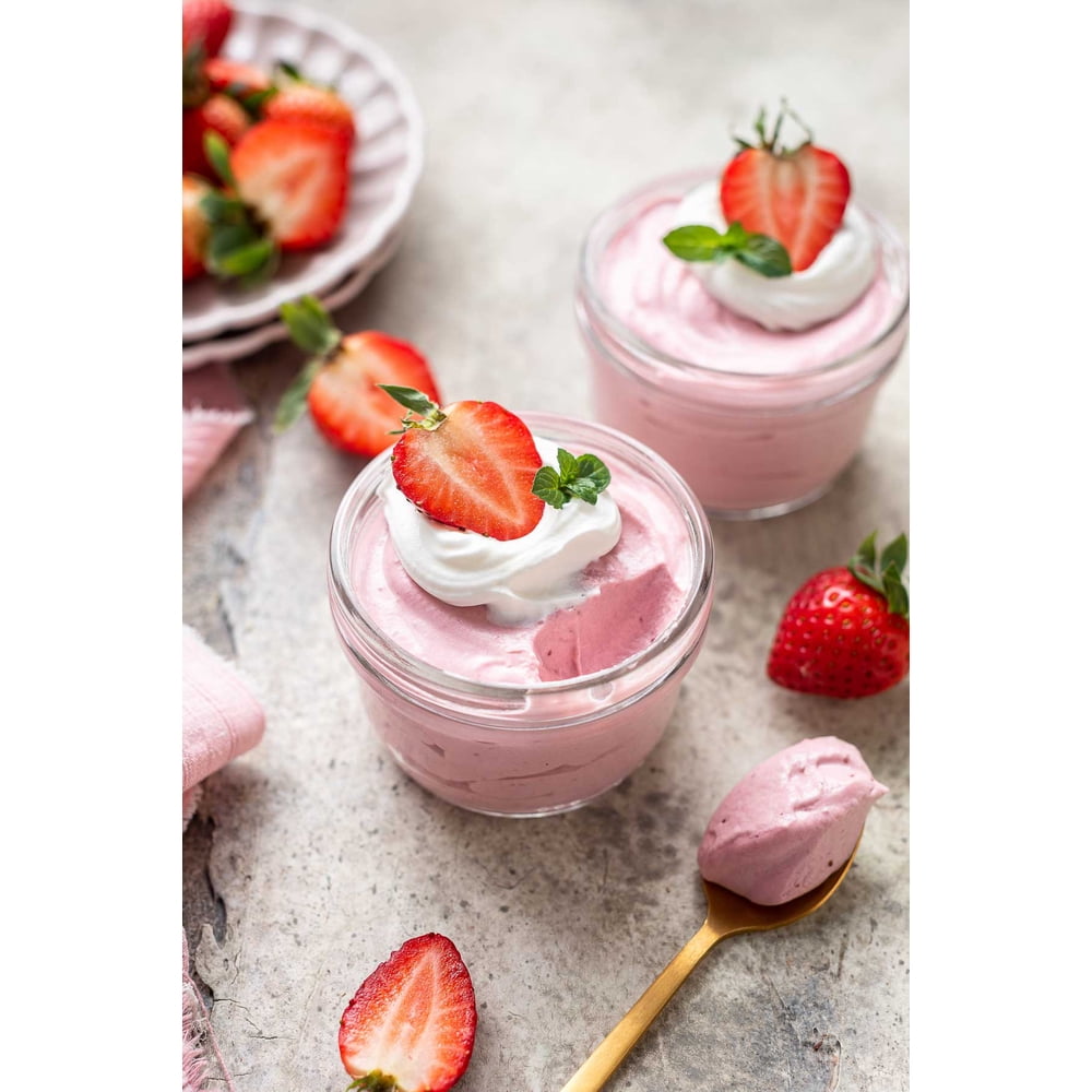 Fresh Strawberries, 1 lb Container